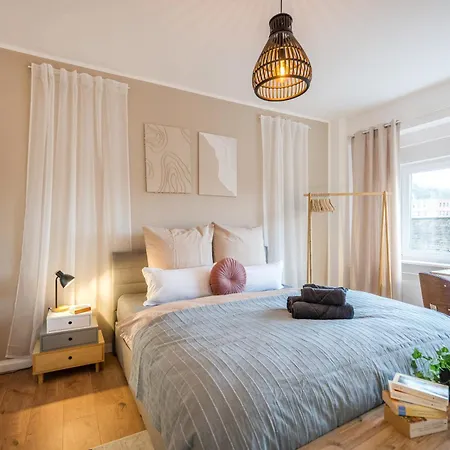 Koblenz' Groesste, 5 Sz, Hbf, Ideal Fuer Gruppen & Firmen Apartman