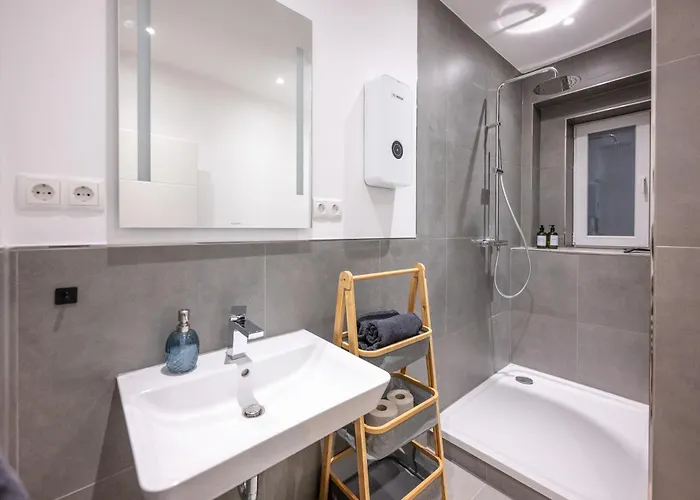 Koblenz' Groesste, 5 Sz, Hbf, Ideal Fuer Gruppen & Firmen